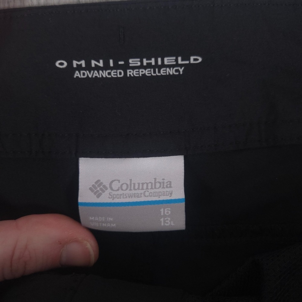 Columbia Shorts Womens 16 Black 13" Anytime Outdoor Long Chino Omni-Shield Nylon - Picture 7 of 11